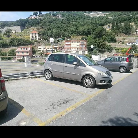 Con Terrazza E Vista Panoramica Alassio