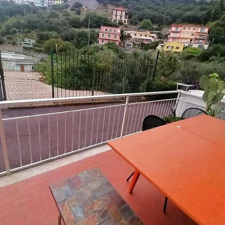 Daire Con Terrazza E Vista Panoramica